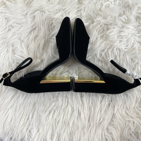 LULUS Laura Black & Gold Velvet Ankle Strap Chunky Heels Size 5 NEW - Picture 9 of 15
